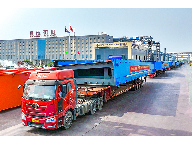 发车！1000t“钢铁巨兽”，，助力长江中上游*大规模船埠建设